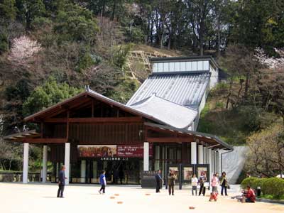 エスカレーターで直行 エスカレーターで直行