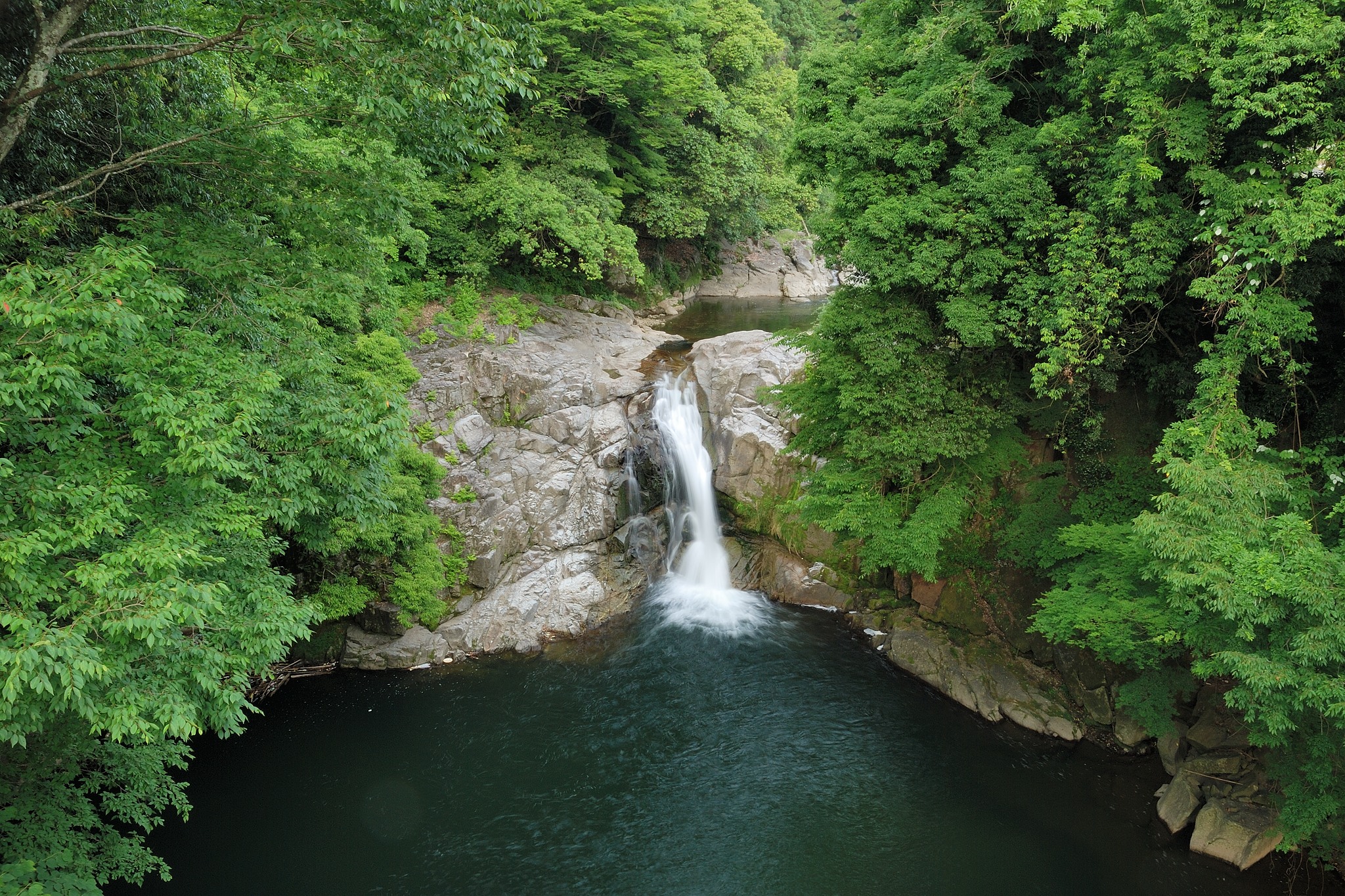 押川大滝 がんでんの館