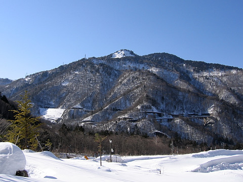 輝山