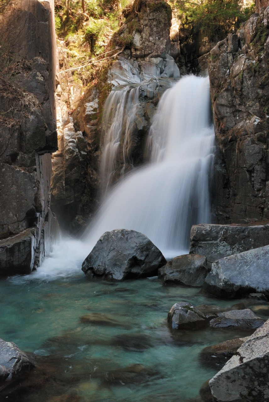 岐阜県（中津川市）の滝 がんでんの館
