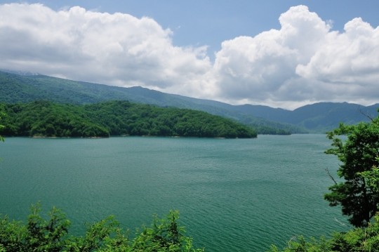 有峰ダムと熊野川ダム